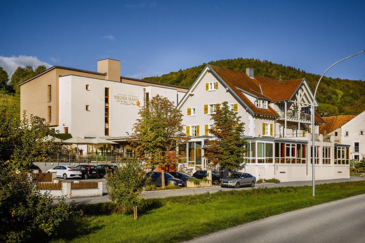 Landhotel Wilder Mann Eggingen Bagian luar foto